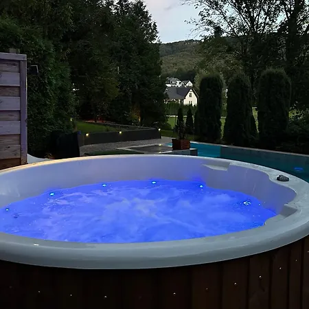 Baza Beskid, - Bania, Basen, Ogrod, Gory, Prywatnosc Holiday home Bielsko-Biala