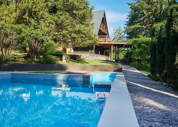 Baza Beskid, - Goraca Bania, Basen, Ogrod, Gory * Bílsko-Bělá